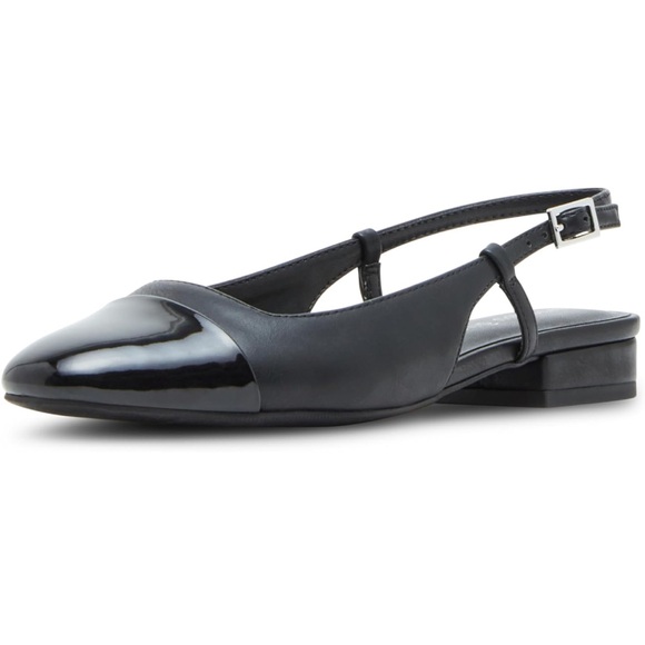 Madden Girl Black Slingback Flats with Pointed Toe - Picture 1 of 3